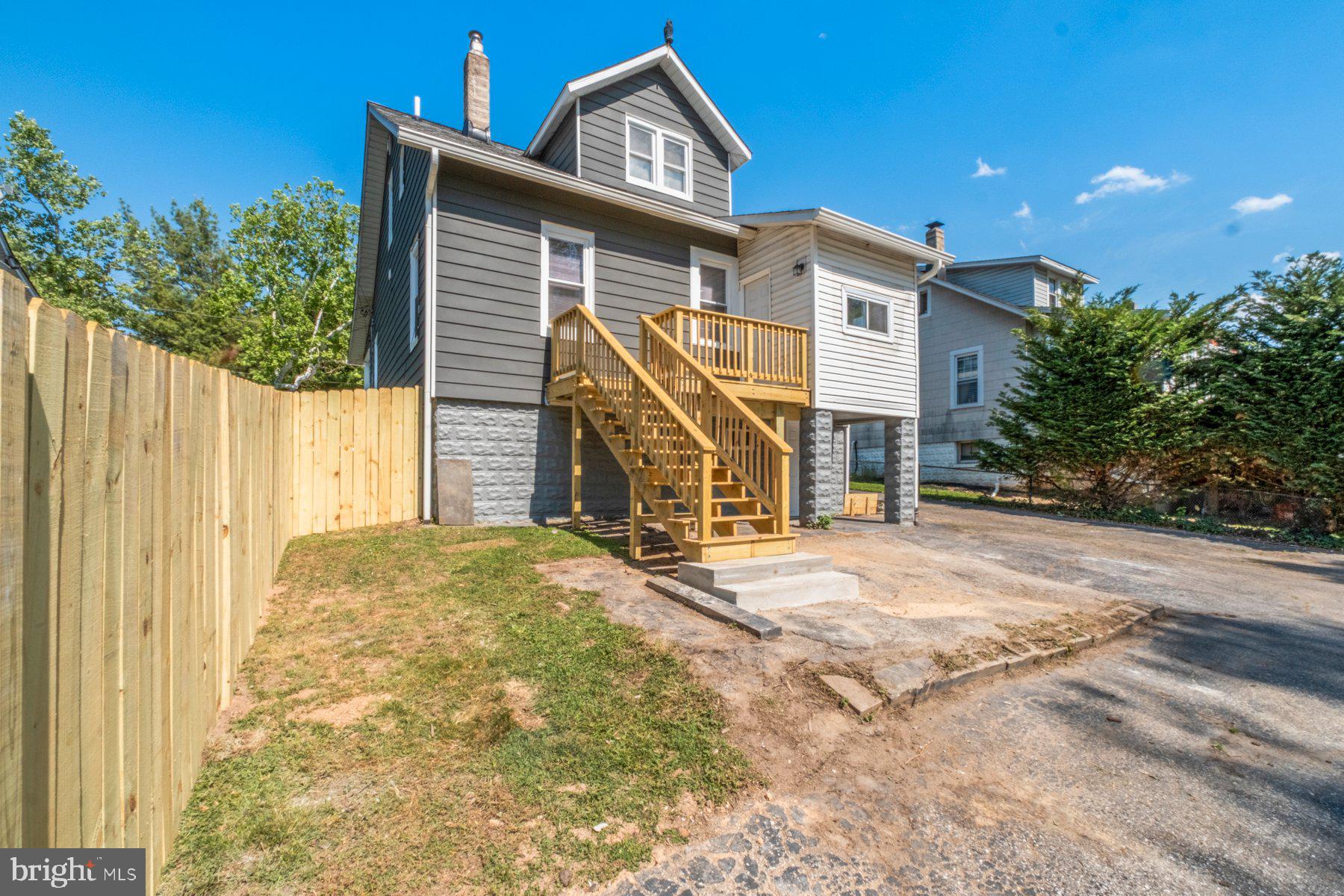 NORTH HALETHORPE - Residential