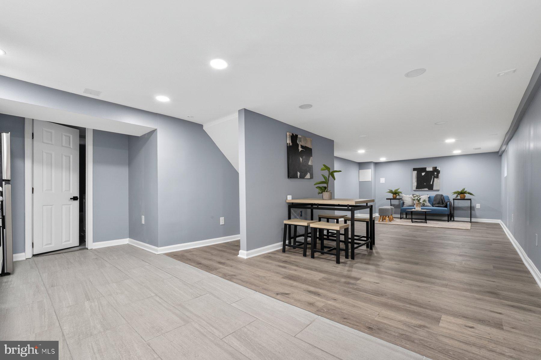 NORTH HALETHORPE - Residential