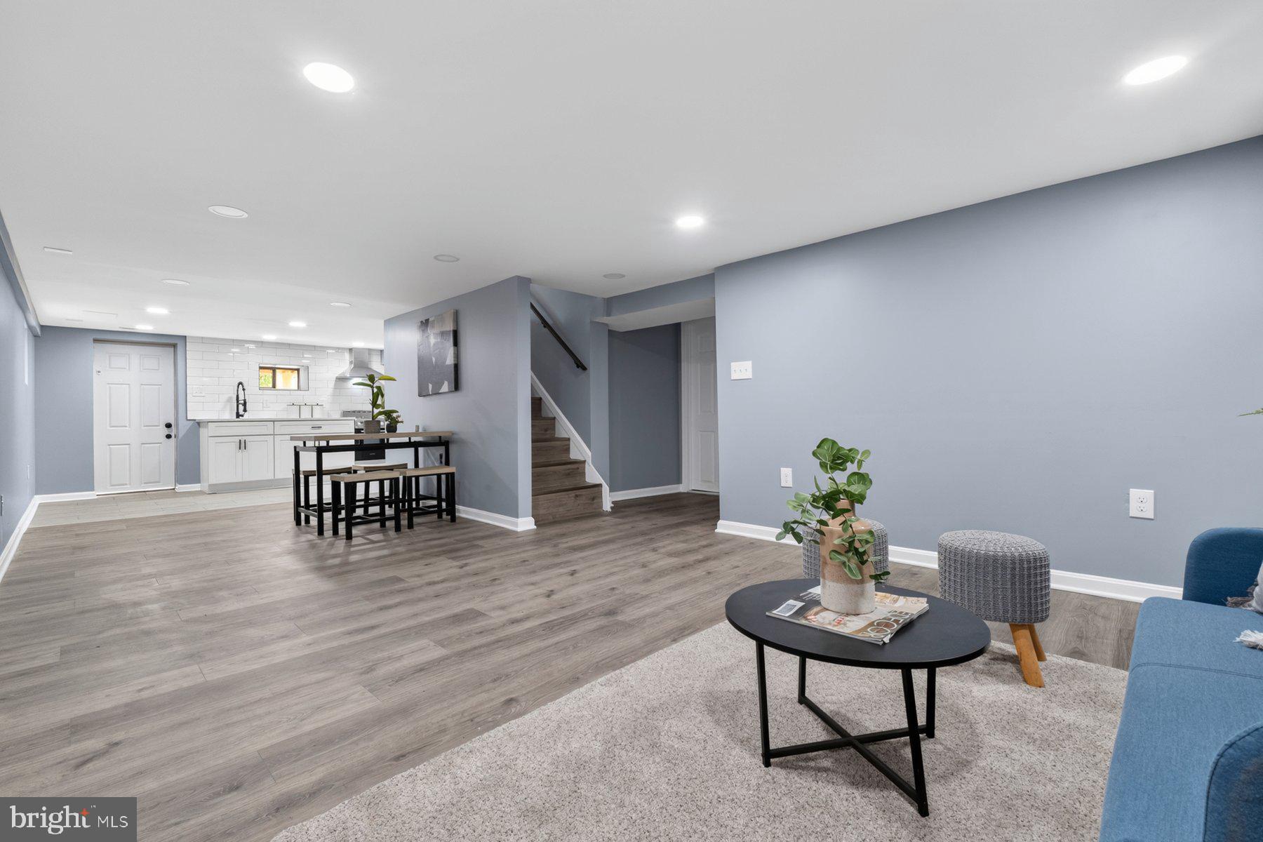 NORTH HALETHORPE - Residential