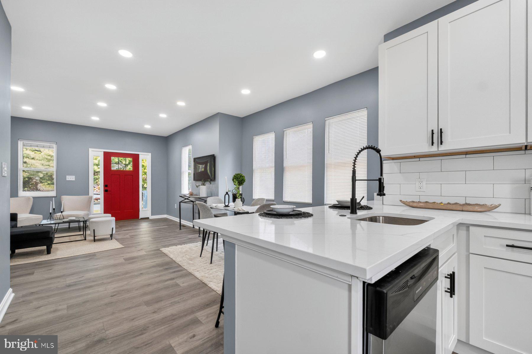 NORTH HALETHORPE - Residential