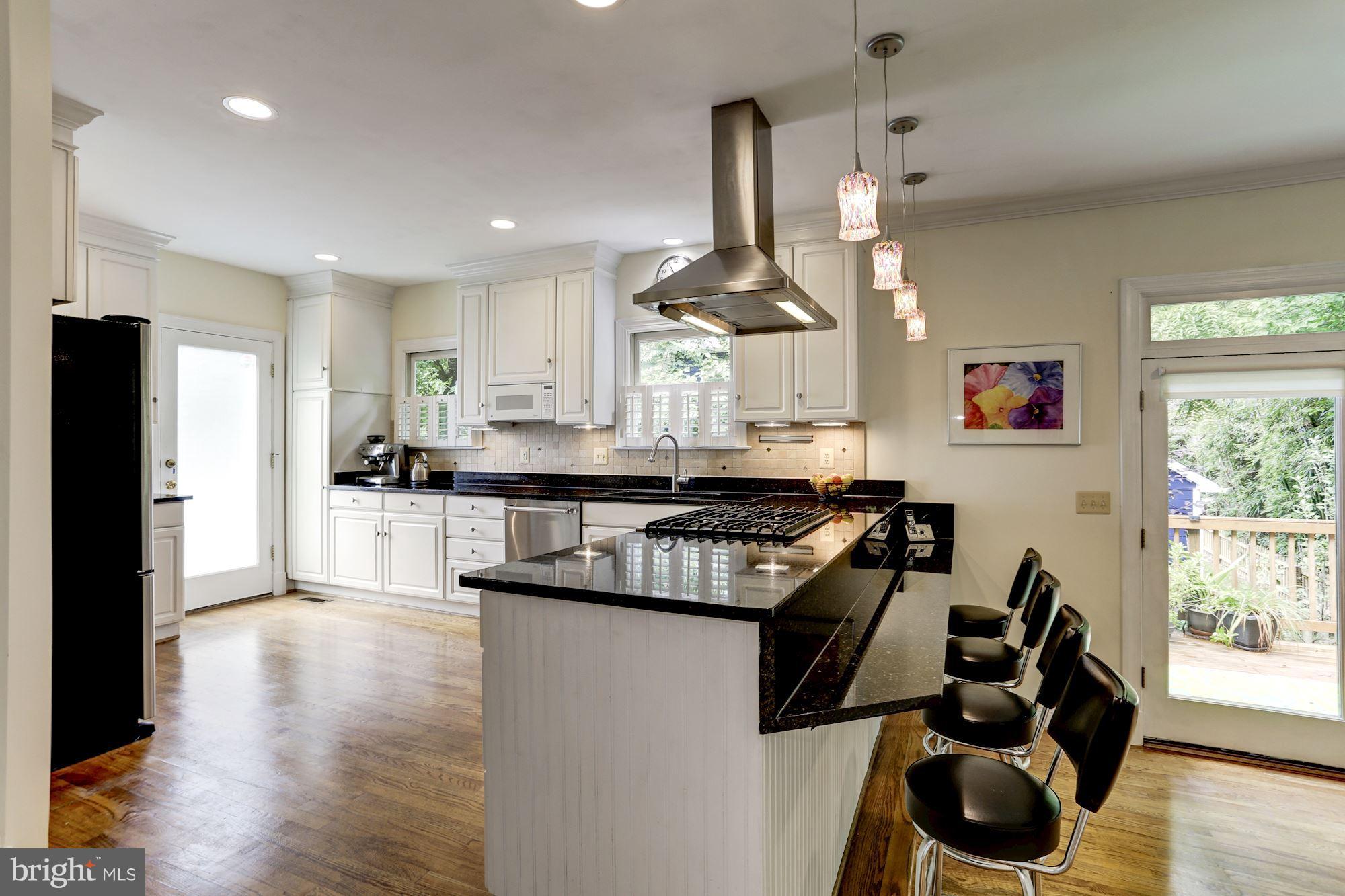 BETHESDA OUTSIDE - Residential