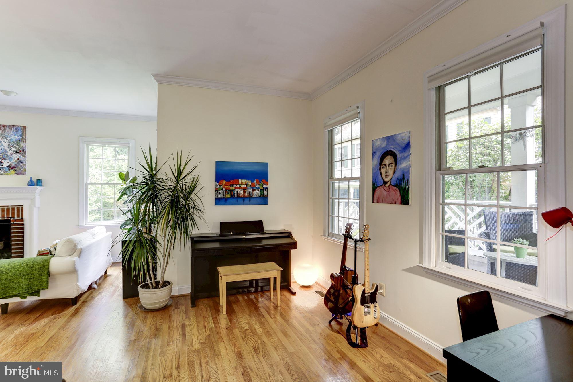 BETHESDA OUTSIDE - Residential