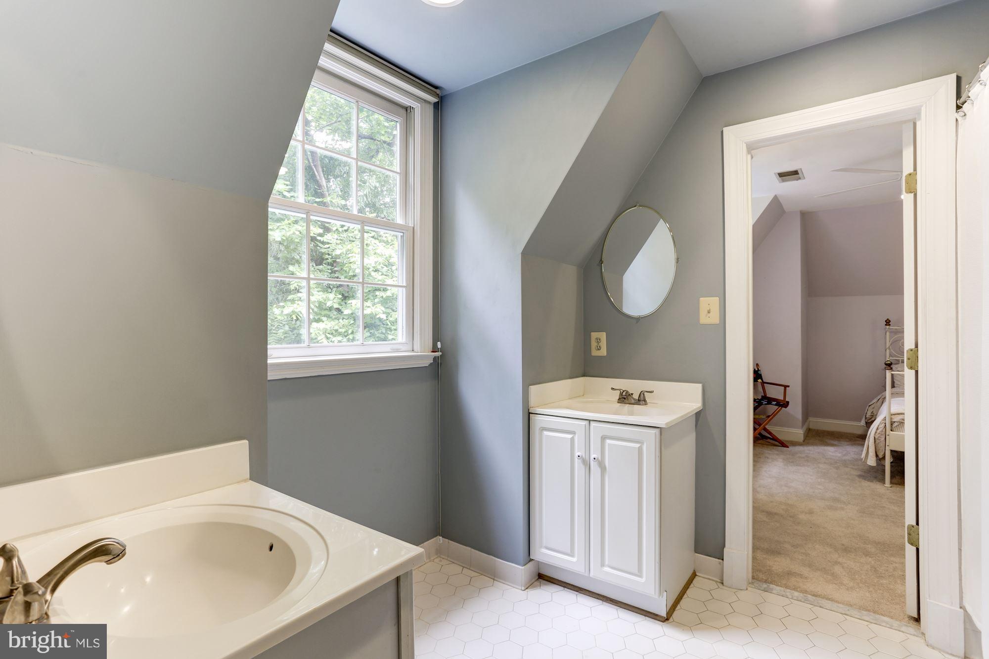 BETHESDA OUTSIDE - Residential