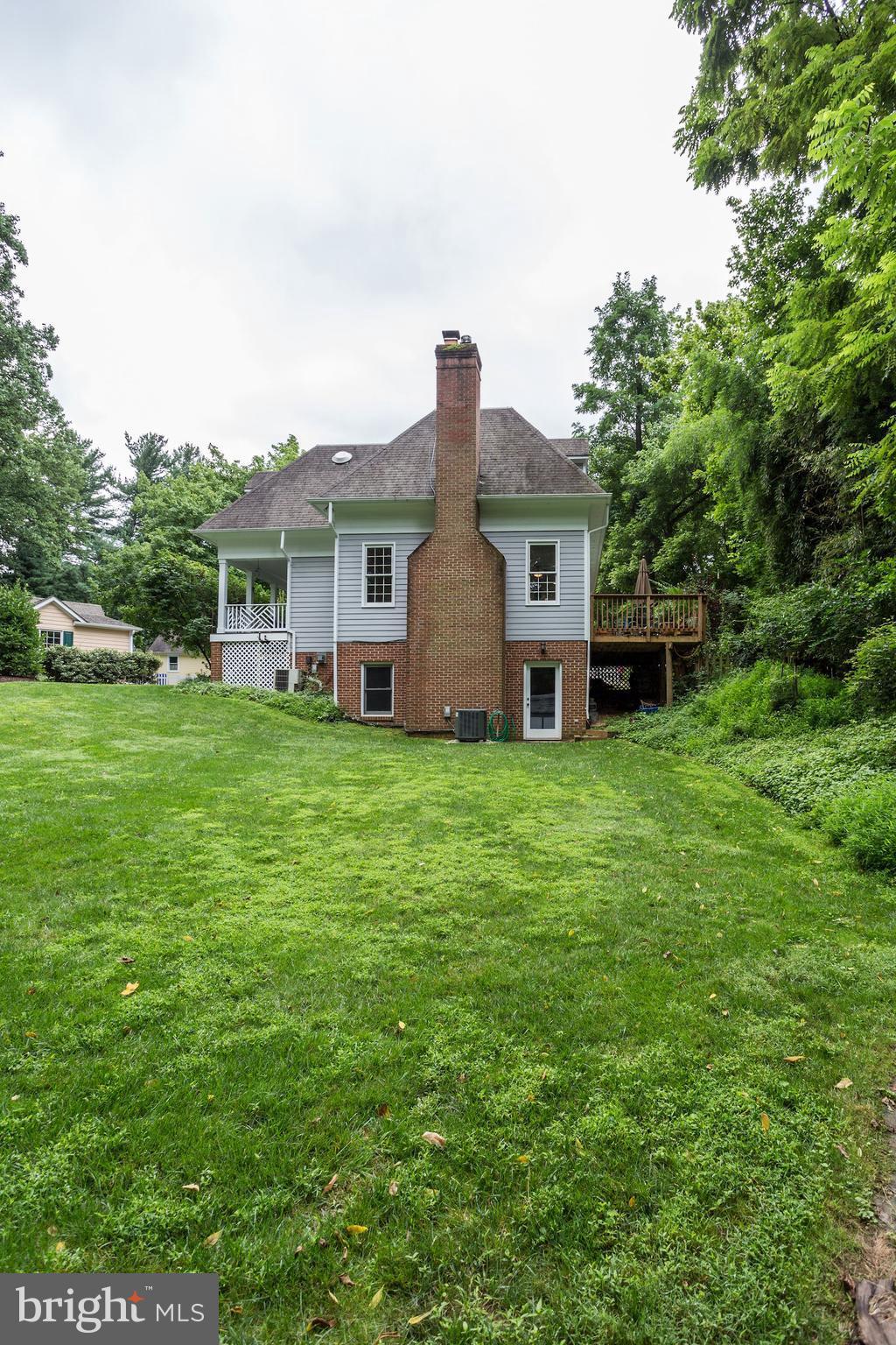 BETHESDA OUTSIDE - Residential