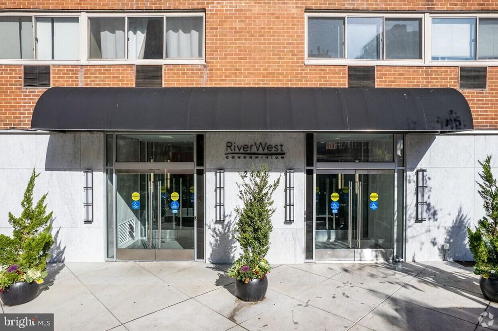 Photo of 2101 Chestnut Street #402, PHILADELPHIA, PA 19103 (MLS # PAPH2561618)