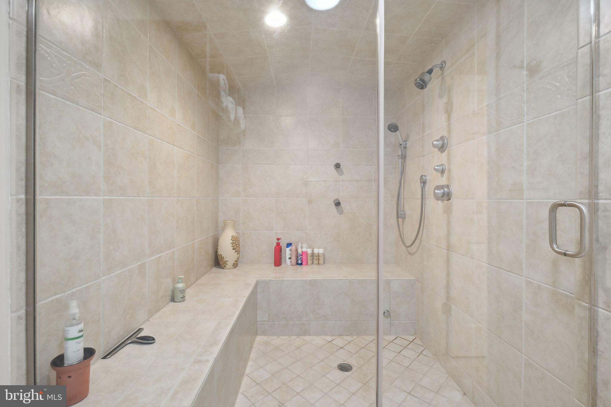 WILLERBURN ACRES - Residential