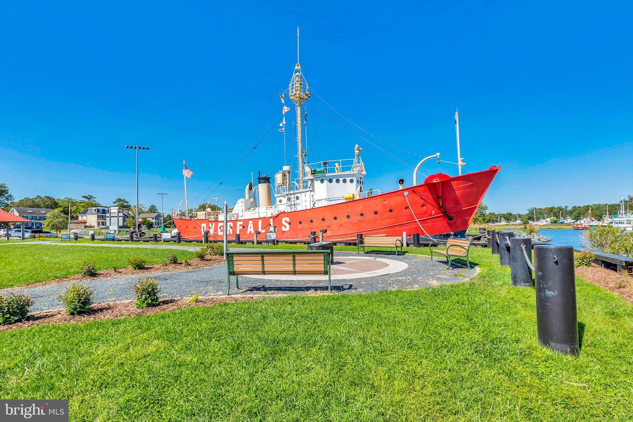 RETREAT AT LOVE CREEK - Residential