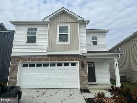 Homes For Rent - 174 Charming Forest Avenue Ave<br/> LA PLATA, MD 20646