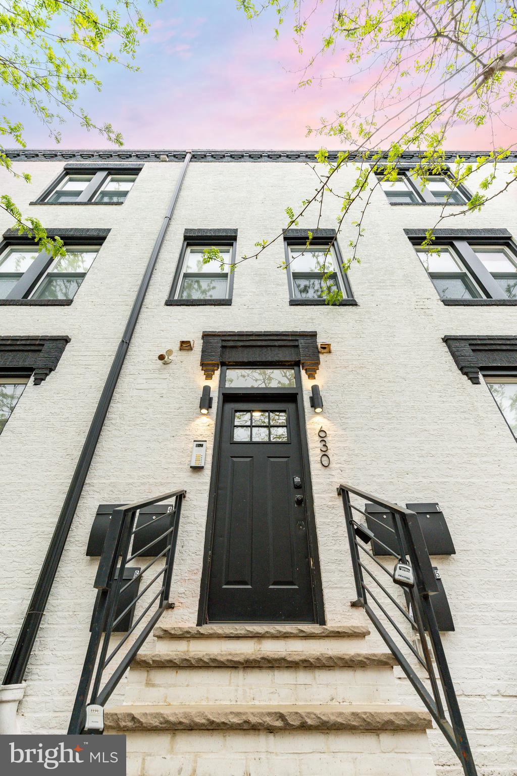 GRADUATE HOSPITAL - Residential Income