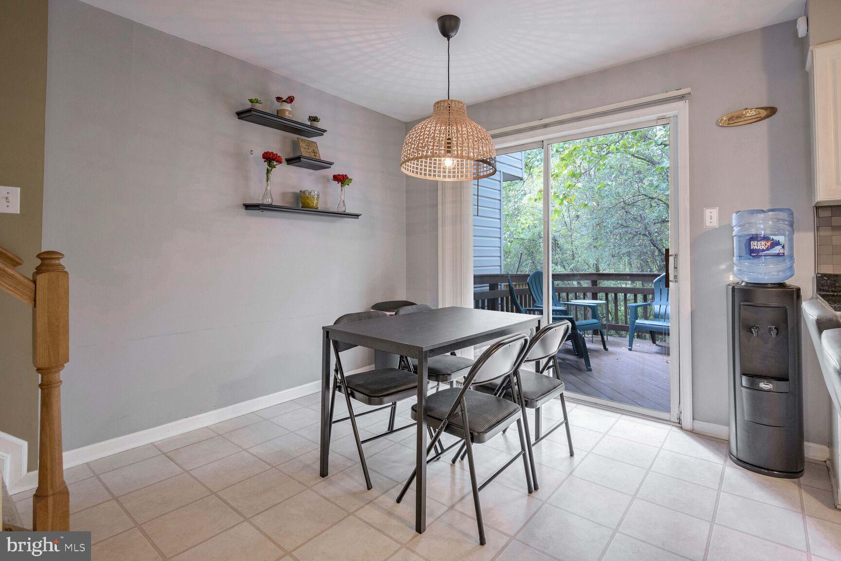 TOWNES AT CHESTNUT OAKS - Residential Lease