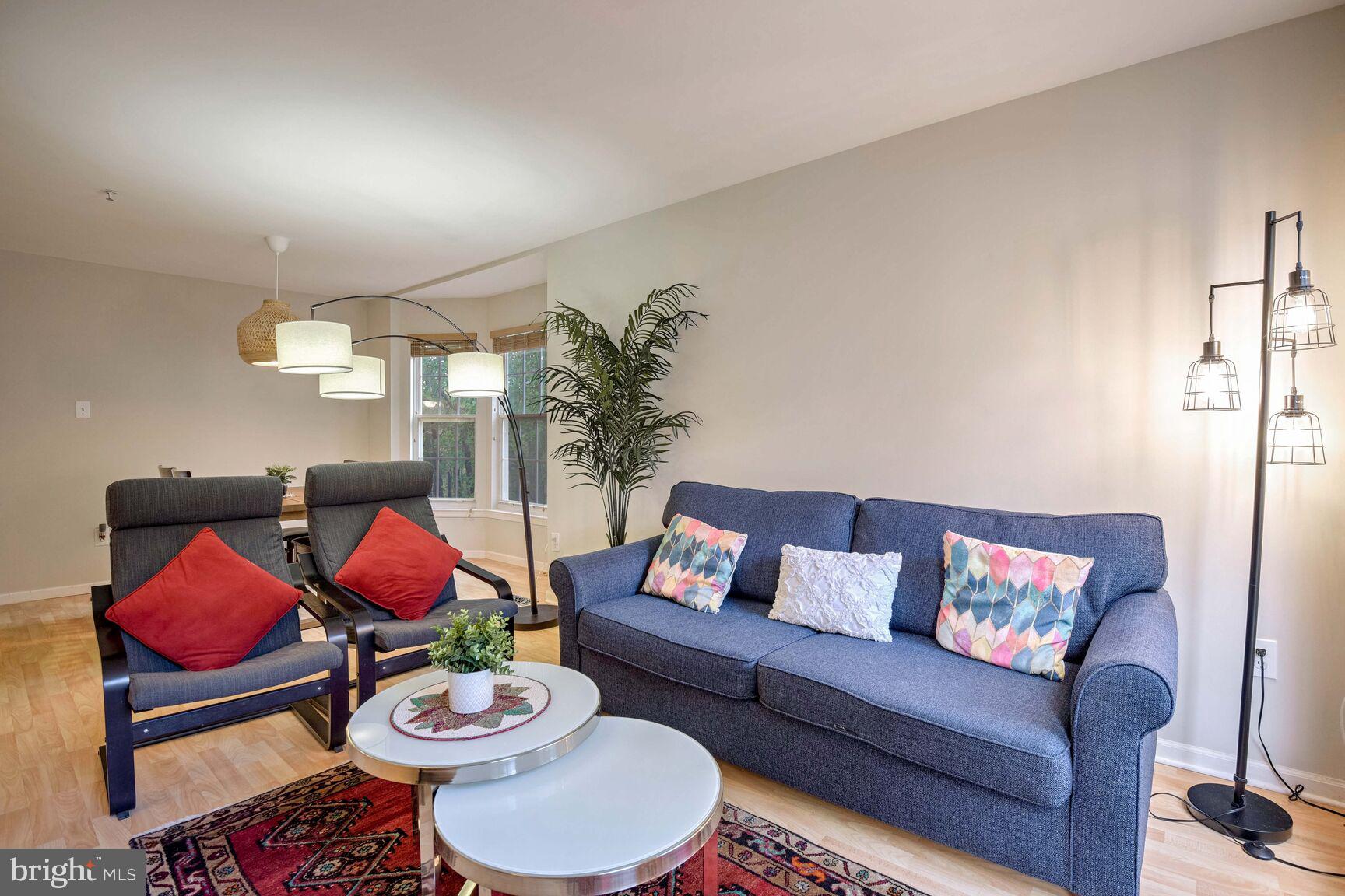 TOWNES AT CHESTNUT OAKS - Residential Lease