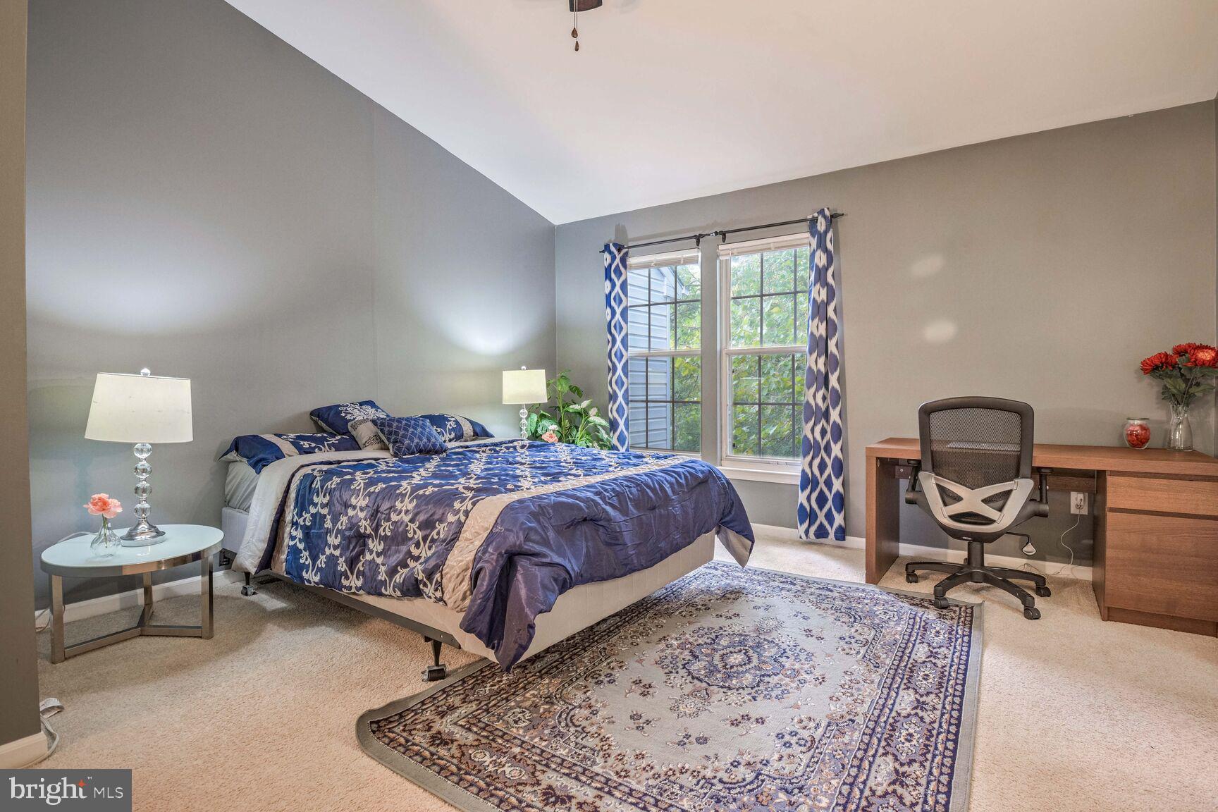 TOWNES AT CHESTNUT OAKS - Residential Lease