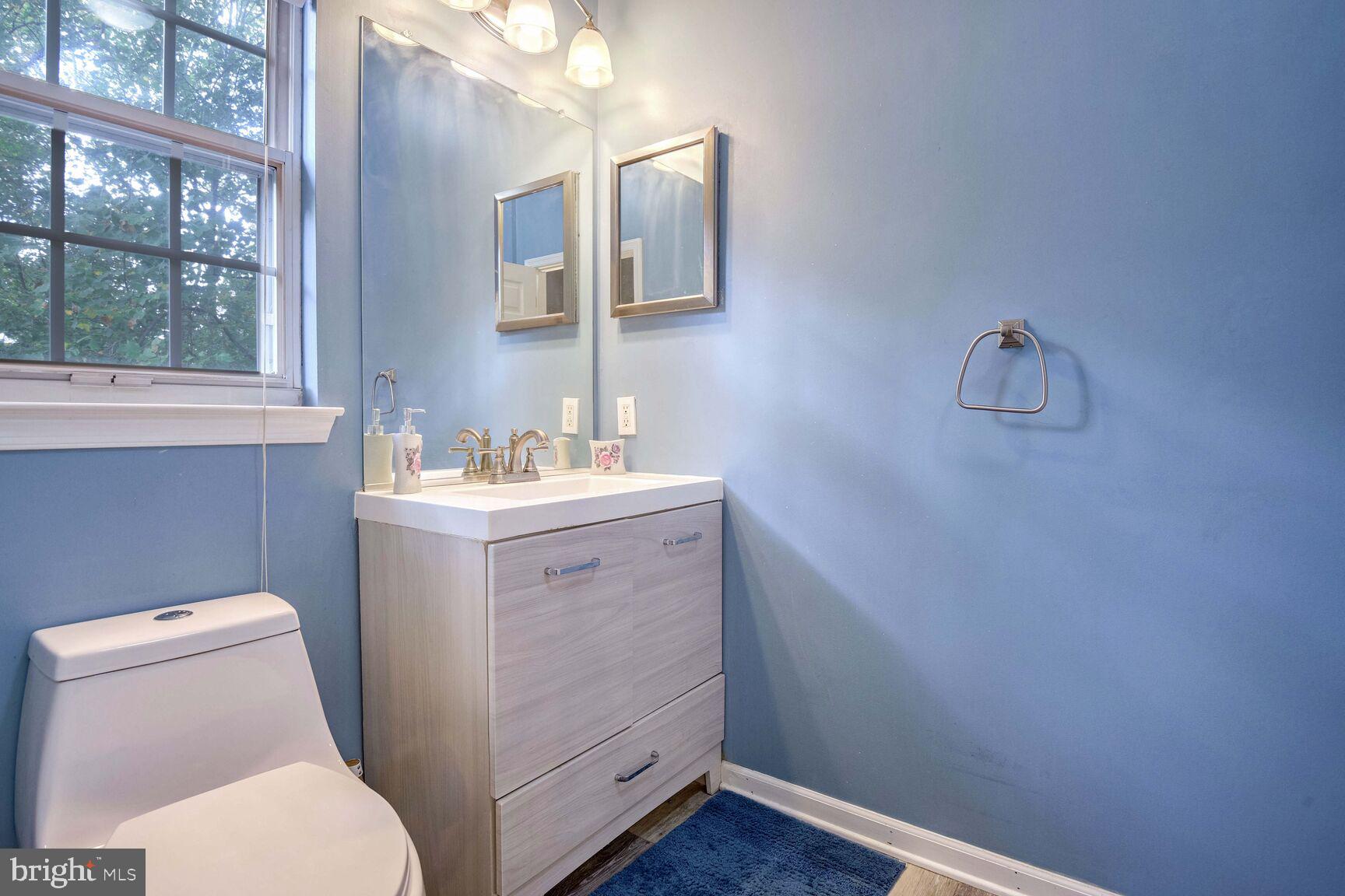 TOWNES AT CHESTNUT OAKS - Residential Lease