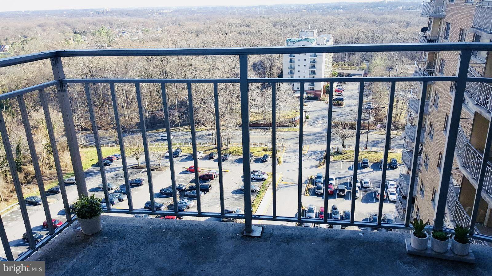 PRESIDENTIAL TOWERS - Residential Lease