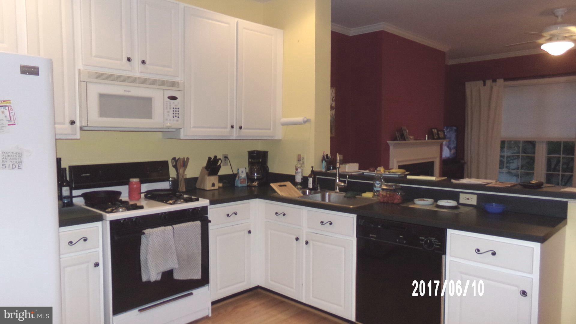 MCNAIR FARMS LANDBAY - Residential Lease