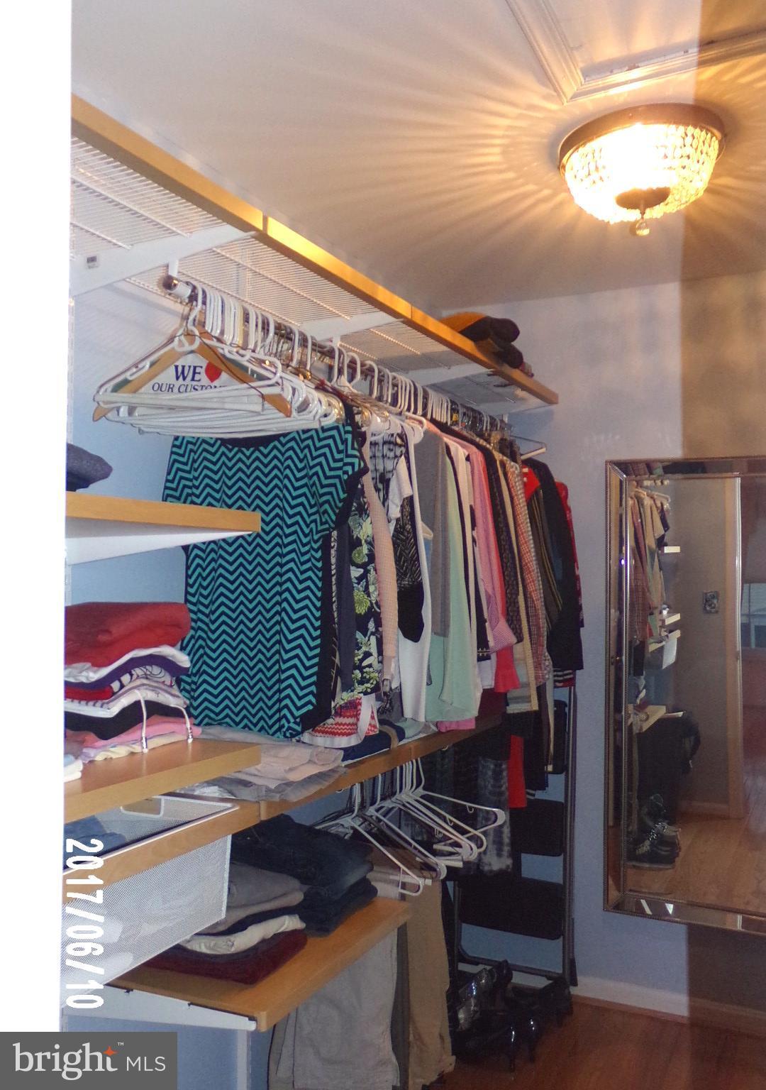 MCNAIR FARMS LANDBAY - Residential Lease