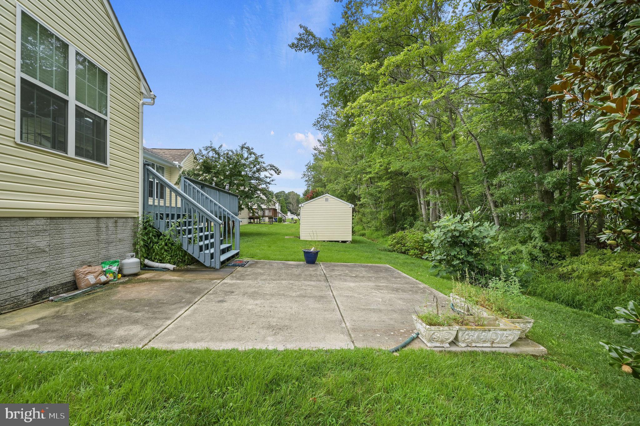 121 HOBBYHORSE COURT
