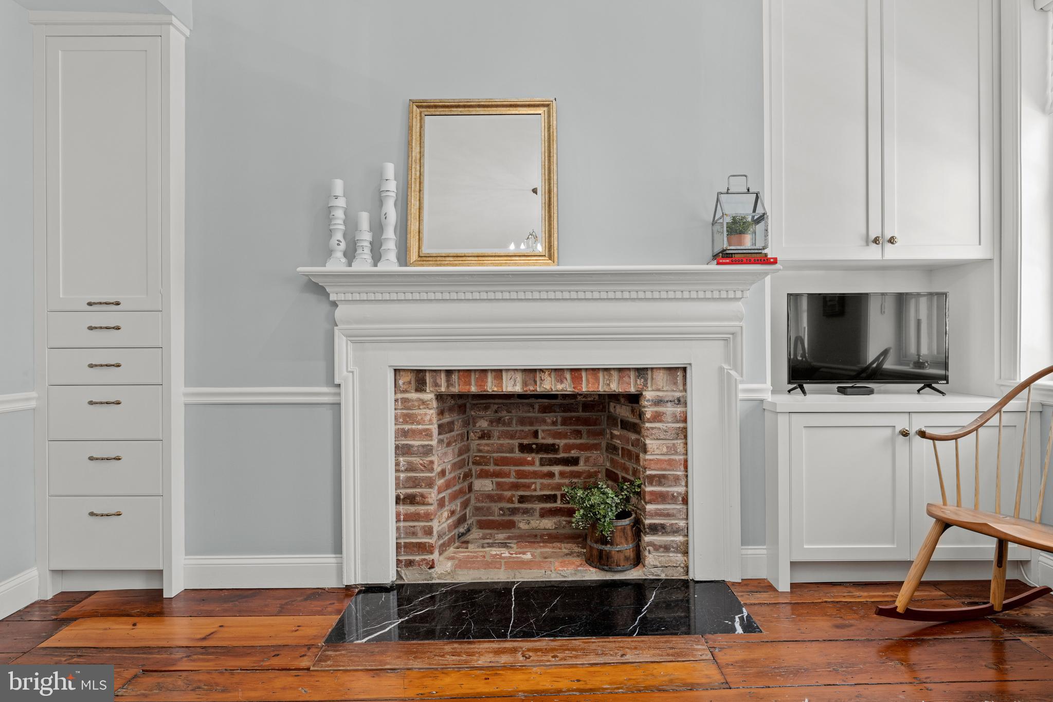 SOCIETY HILL - Residential