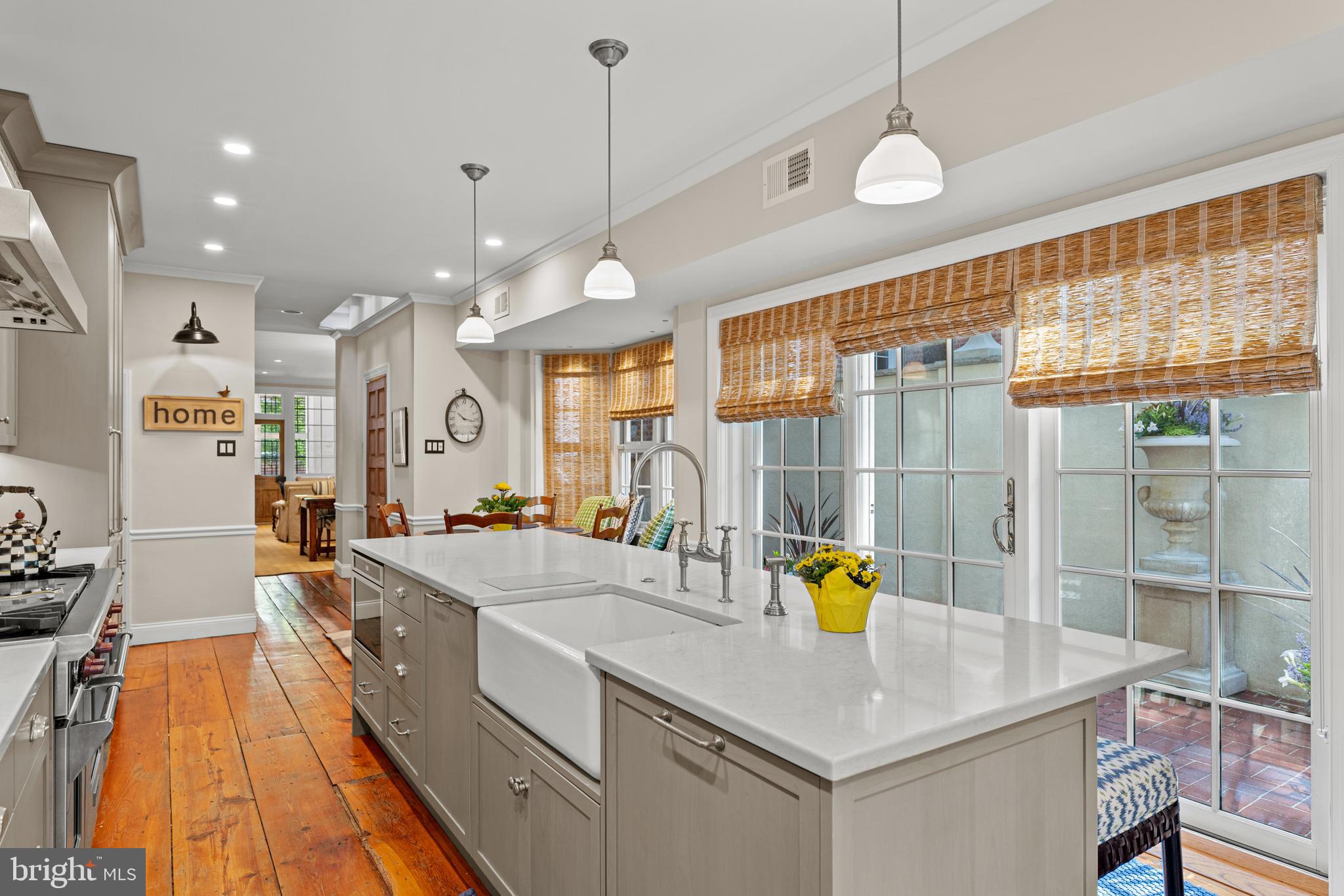 SOCIETY HILL - Residential