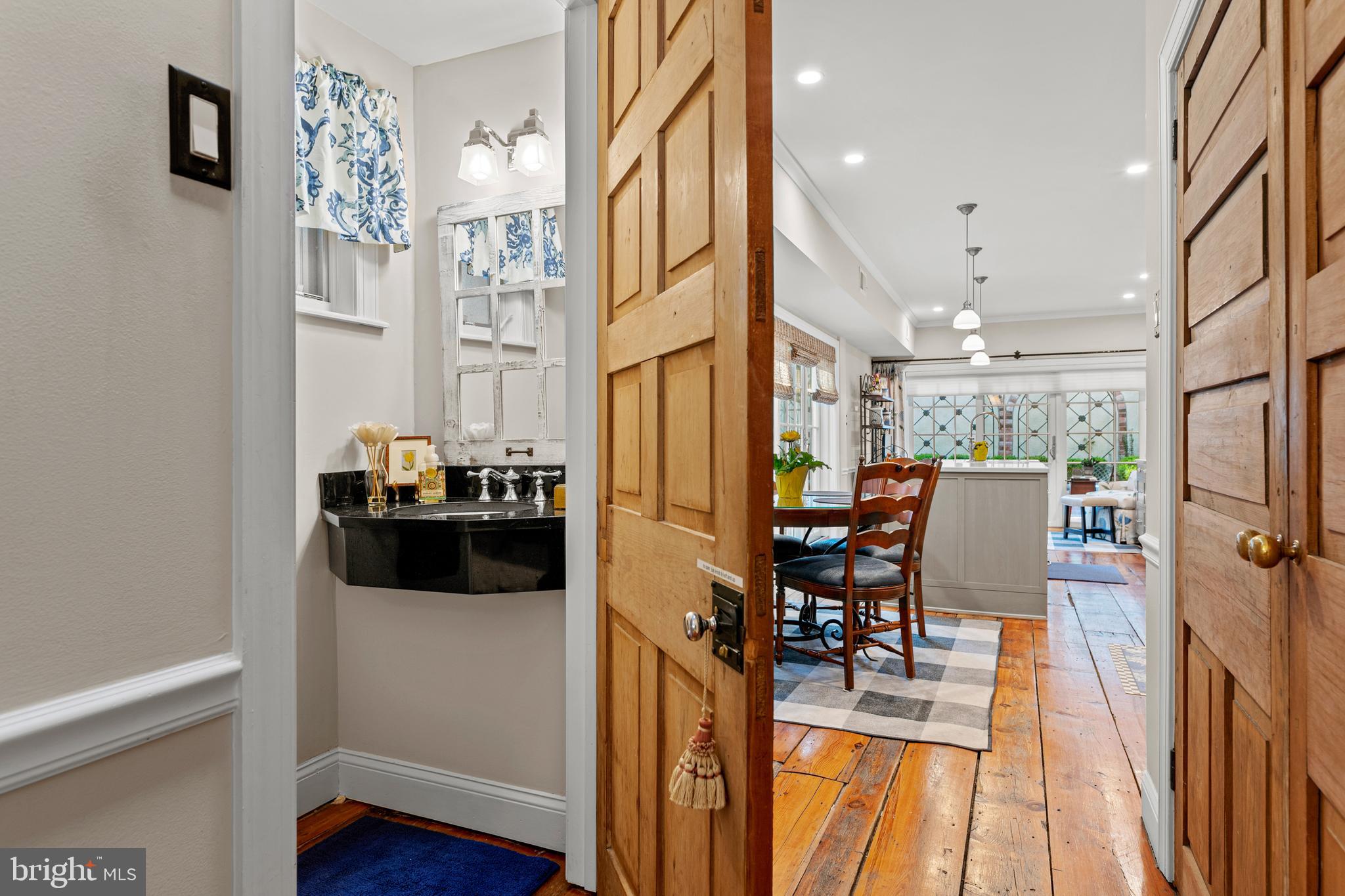 SOCIETY HILL - Residential