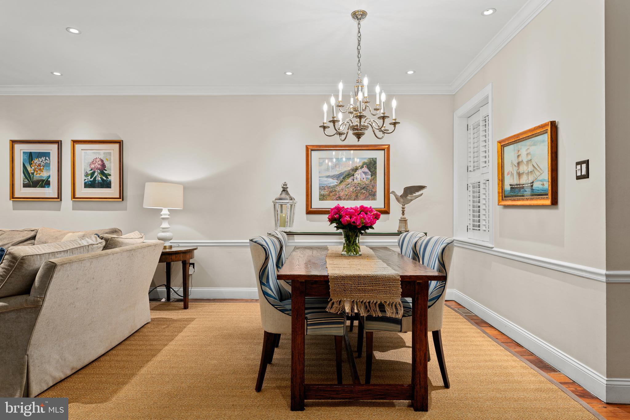 SOCIETY HILL - Residential