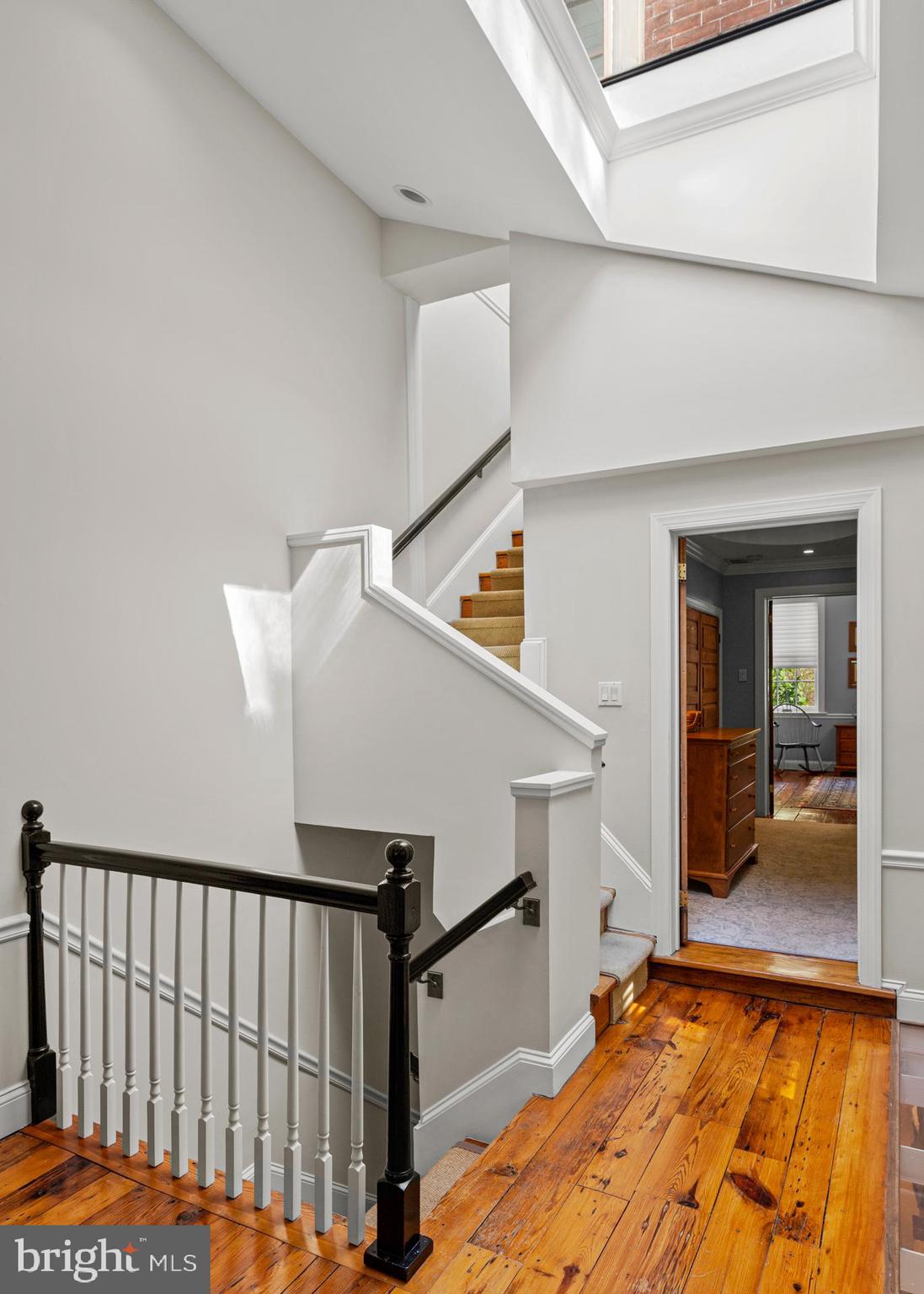 SOCIETY HILL - Residential