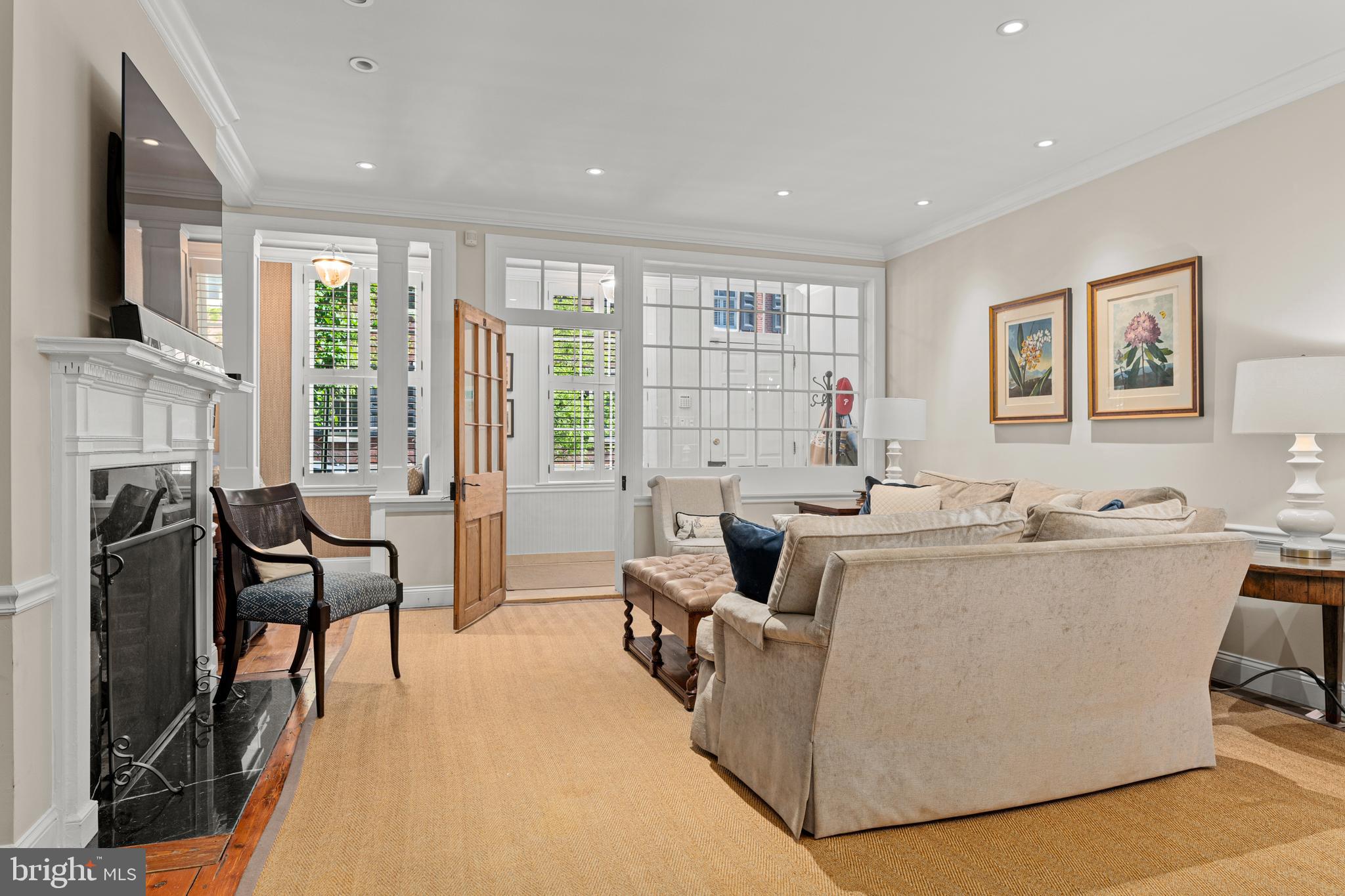 SOCIETY HILL - Residential