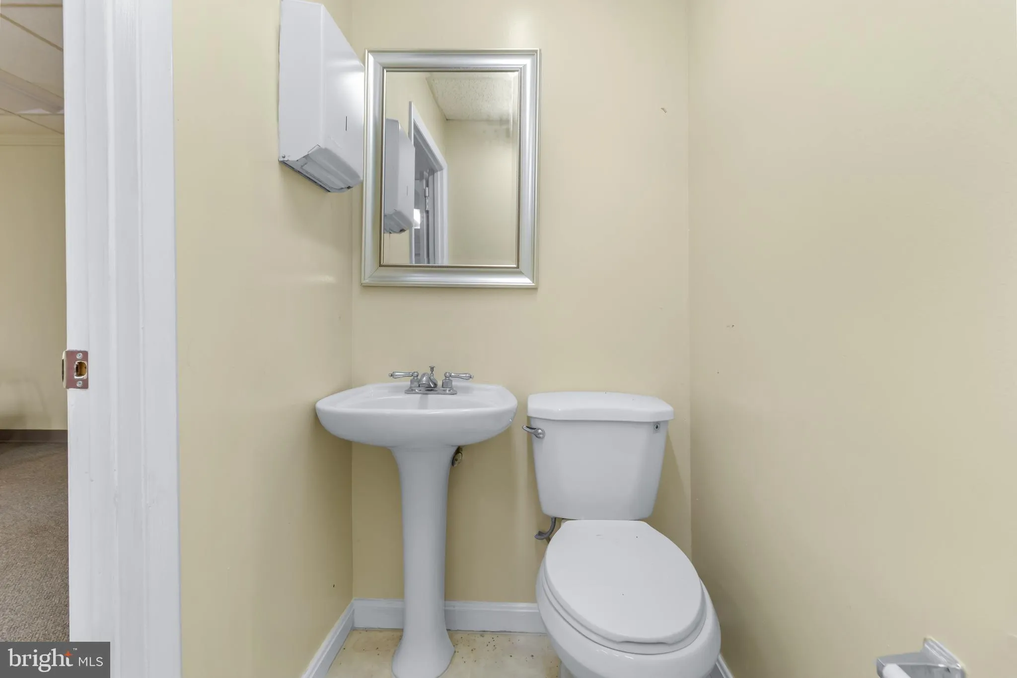 Additional image 61 of 405 Stemmers Run Rd, Essex, MD 21221
