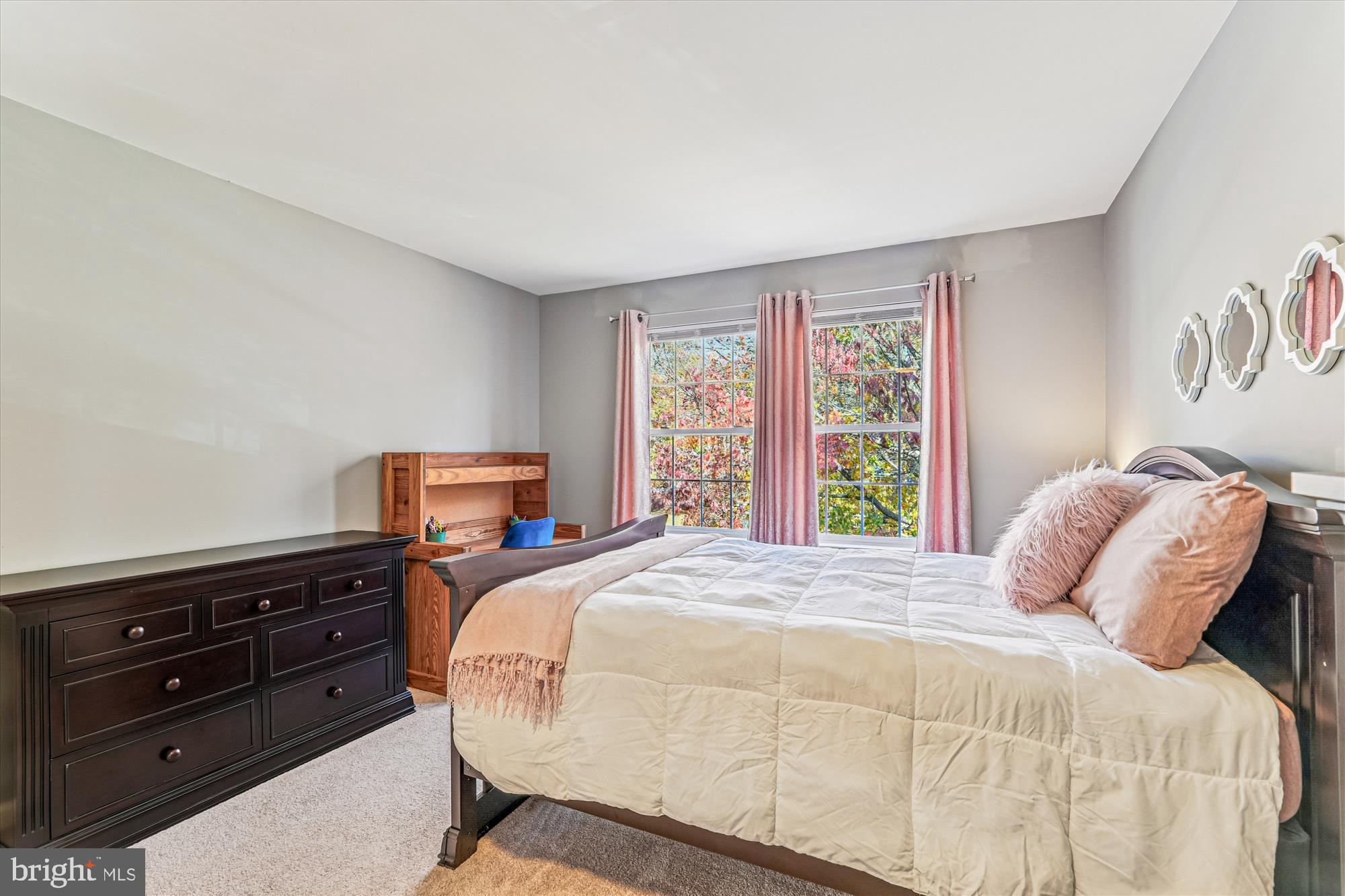 BROWNSTOWN ESTATES - Residential