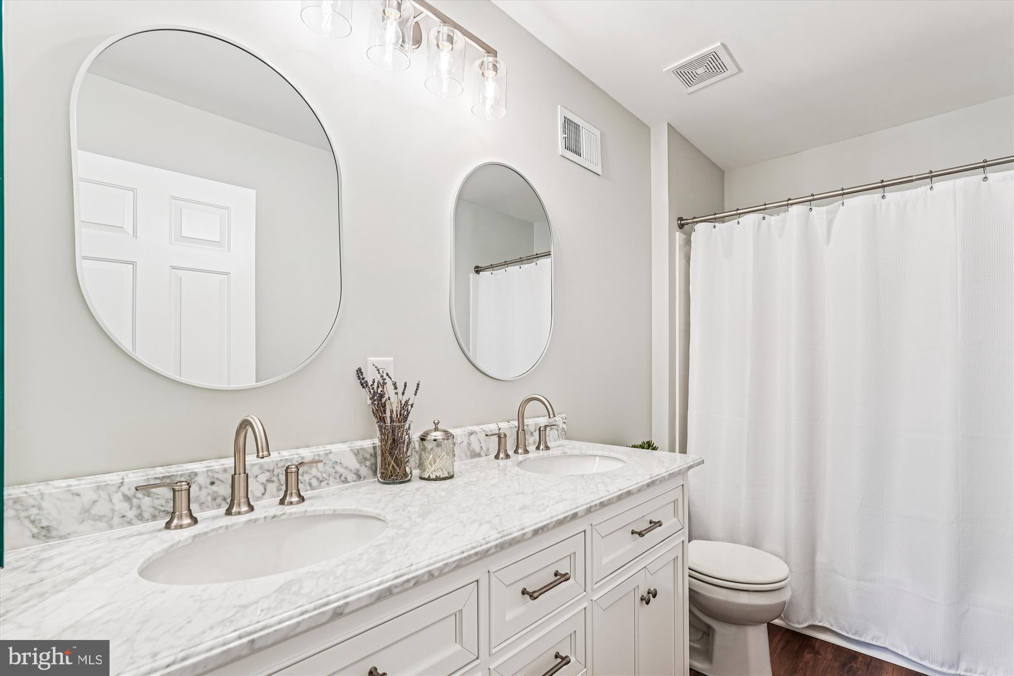 BROWNSTOWN ESTATES - Residential