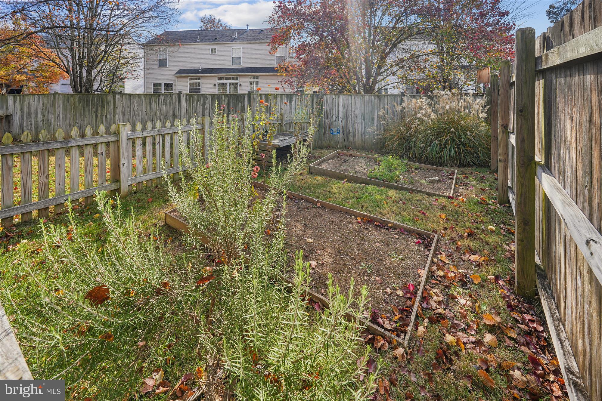 BROWNSTOWN ESTATES - Residential