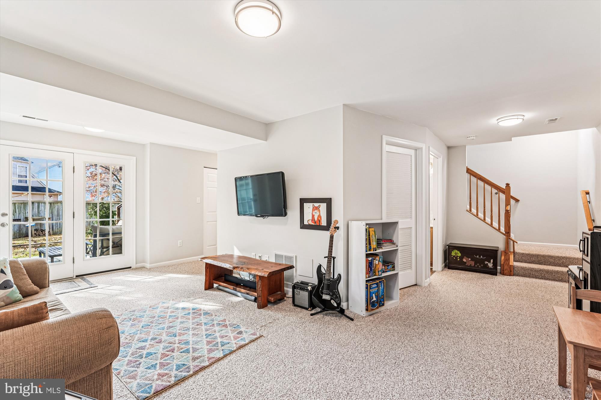 BROWNSTOWN ESTATES - Residential