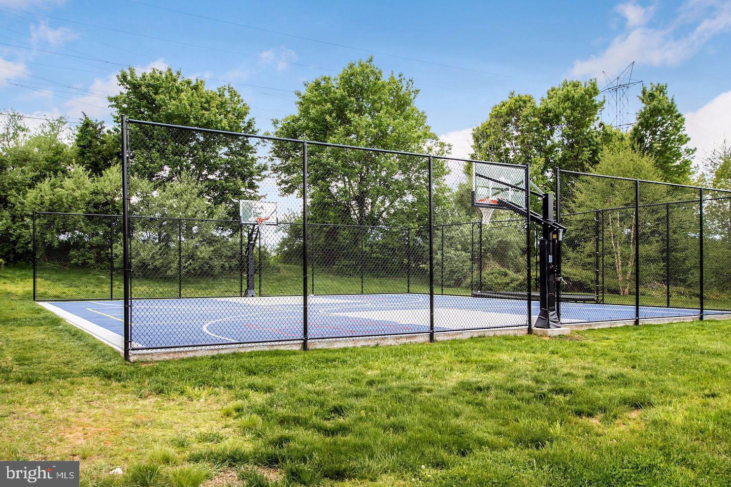 BROWNSTOWN ESTATES - Residential