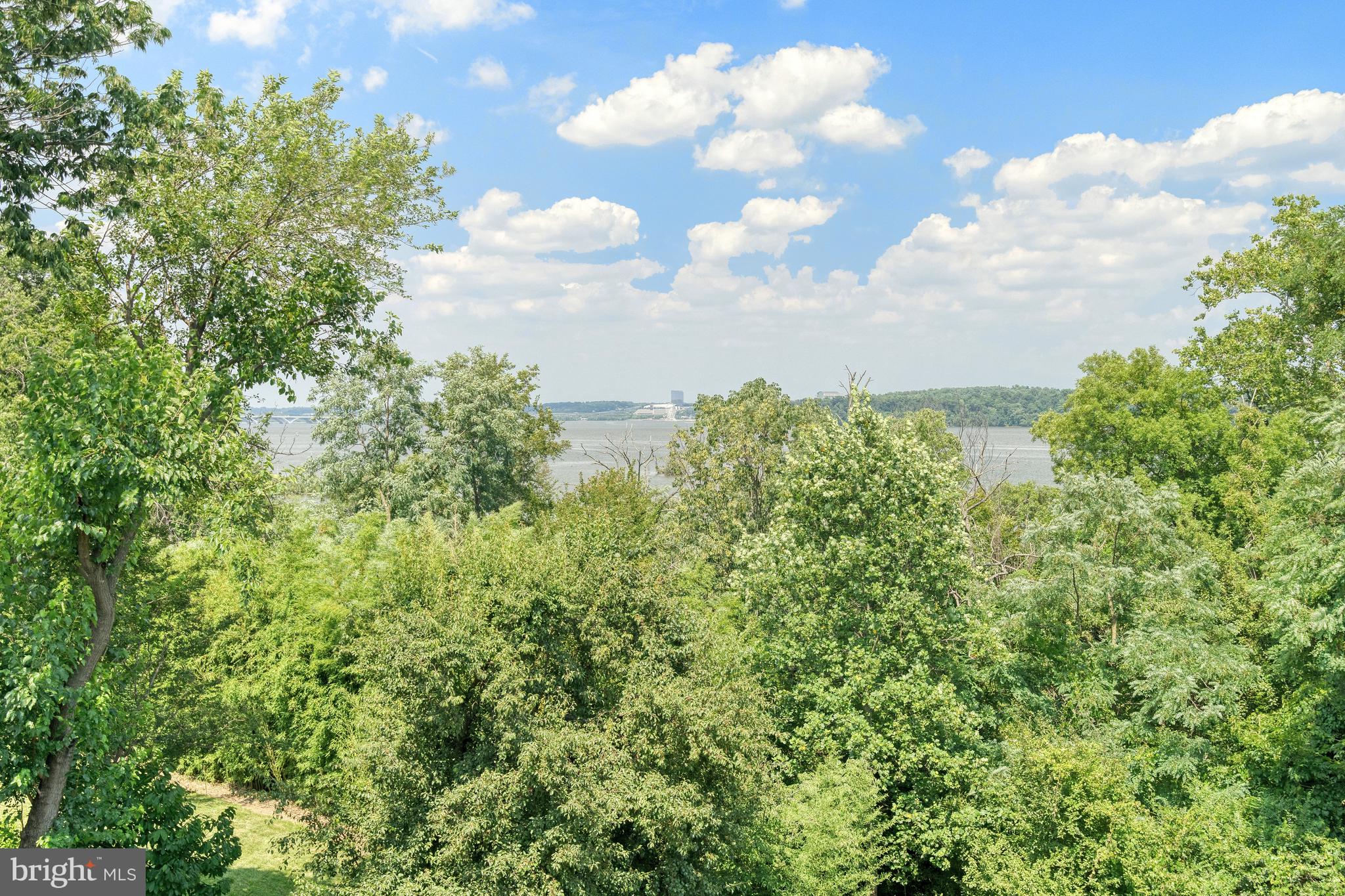 VILLAMAY - Residential