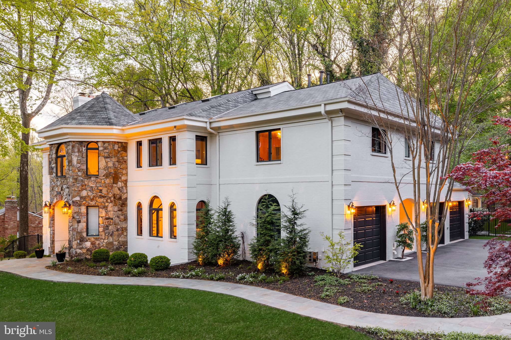 POTOMAC OUTSIDE - Residential
