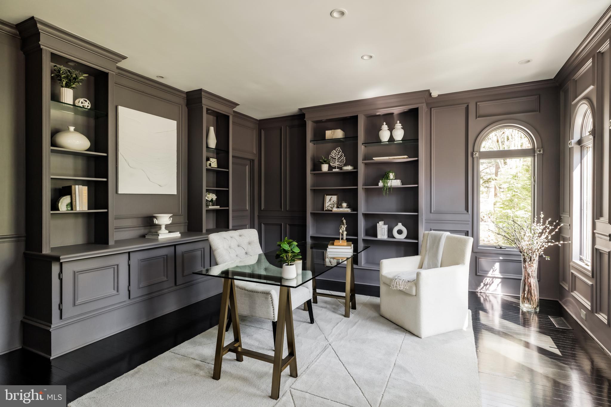 POTOMAC OUTSIDE - Residential