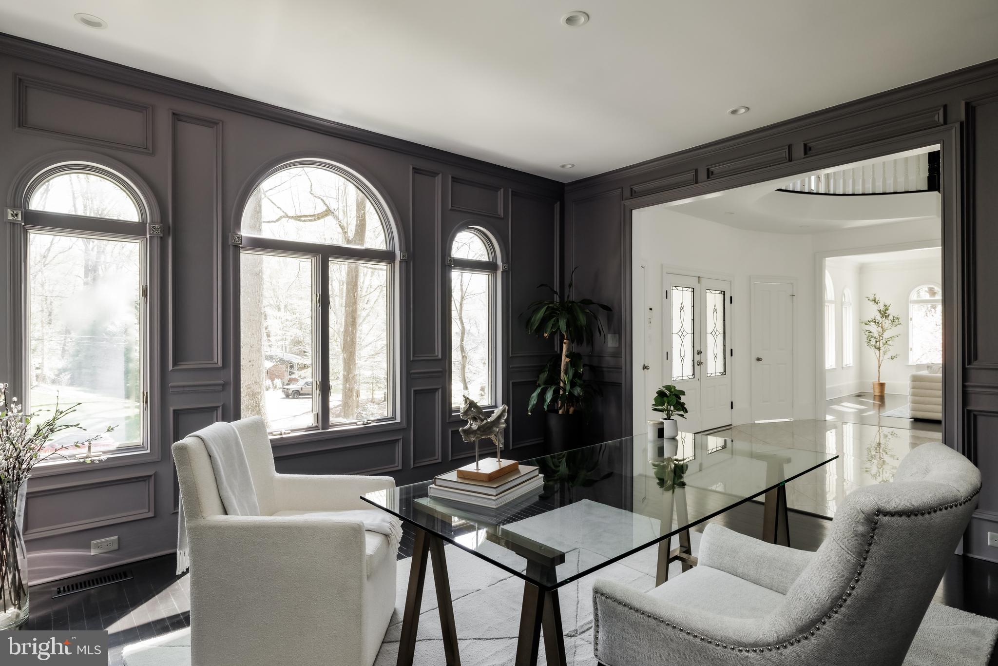 POTOMAC OUTSIDE - Residential