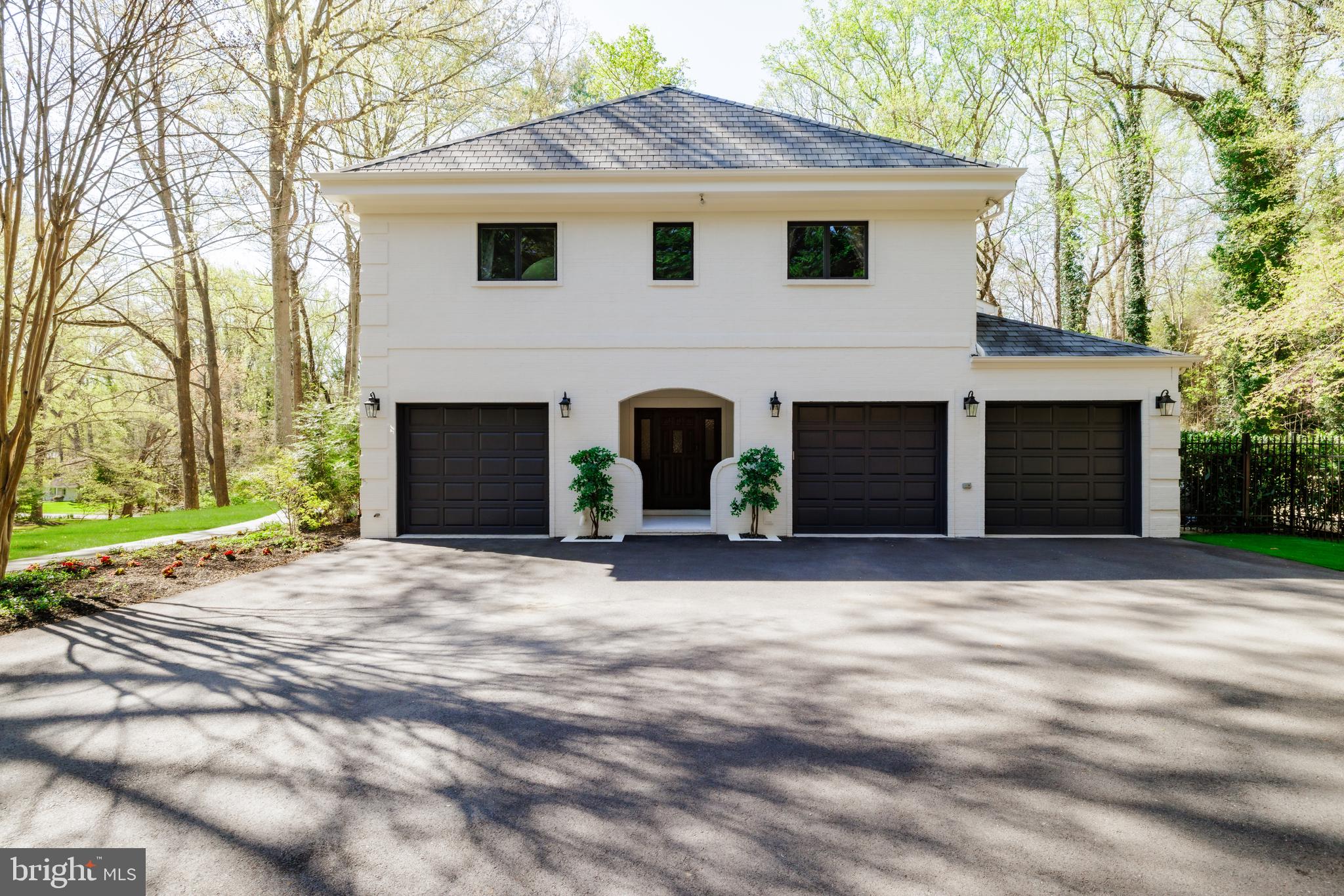 POTOMAC OUTSIDE - Residential