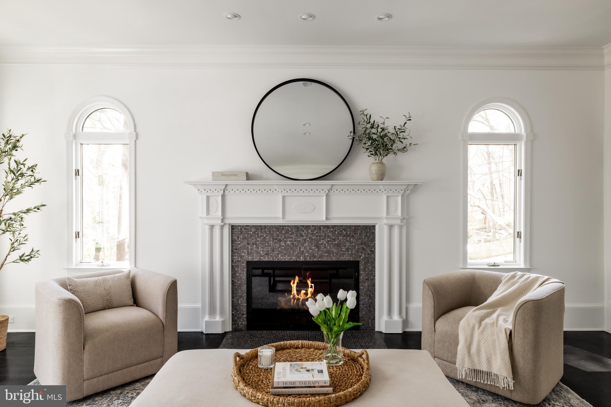 POTOMAC OUTSIDE - Residential