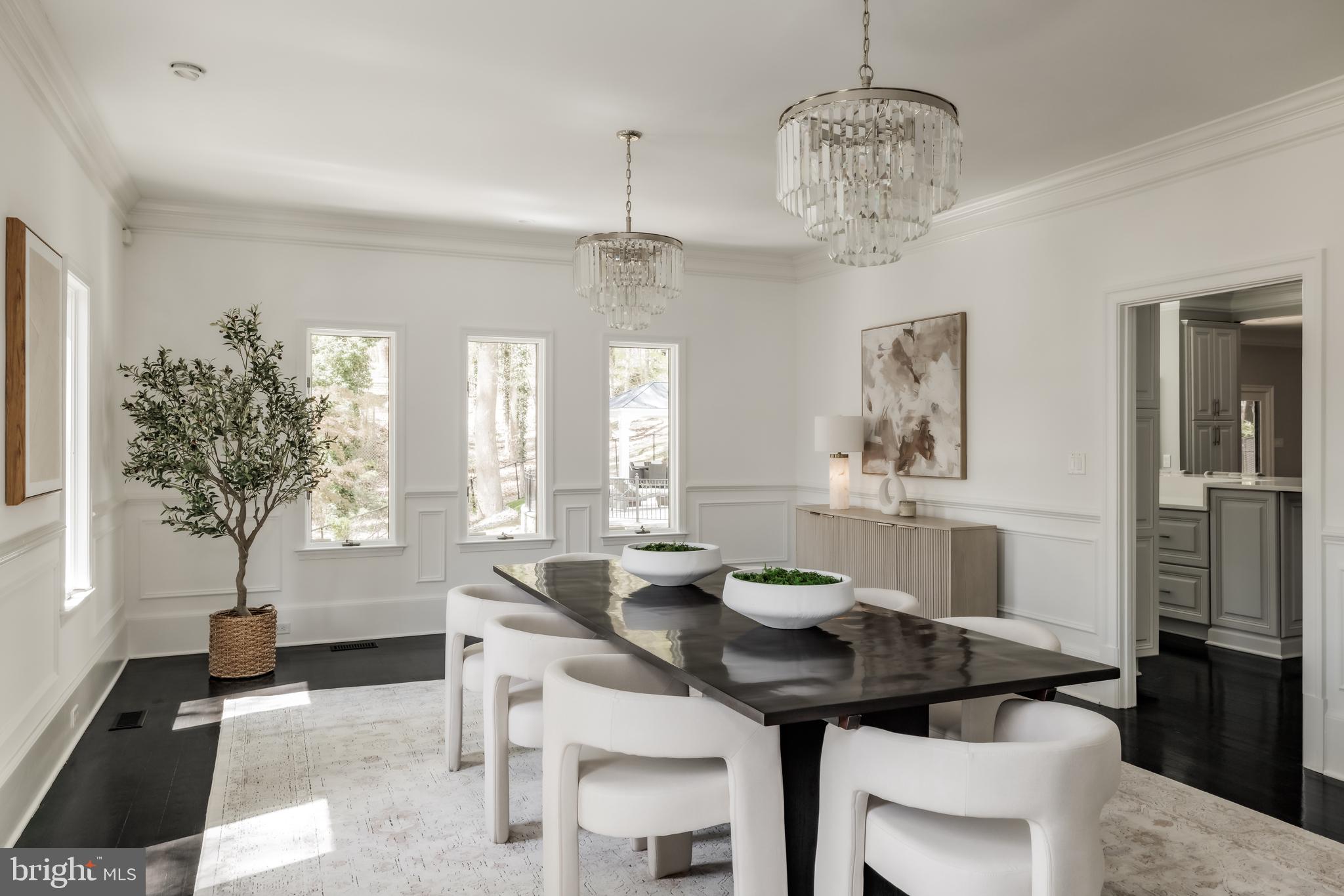 POTOMAC OUTSIDE - Residential