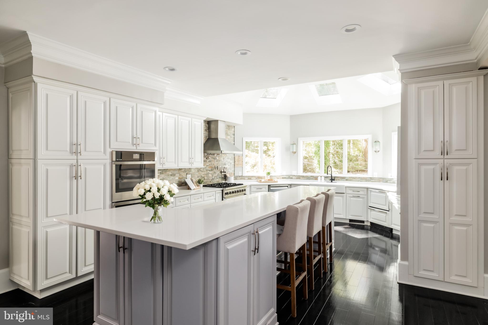 POTOMAC OUTSIDE - Residential