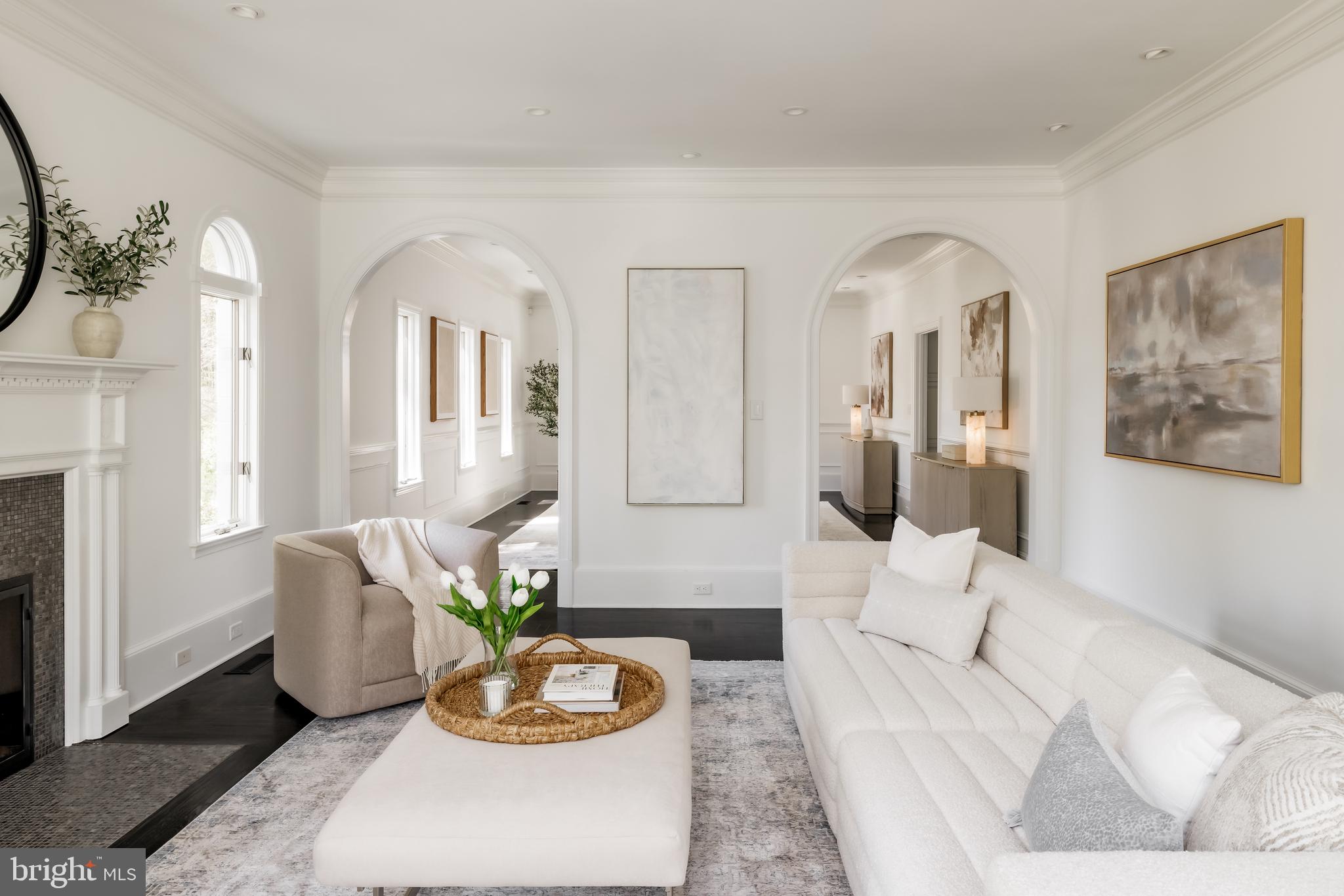 POTOMAC OUTSIDE - Residential