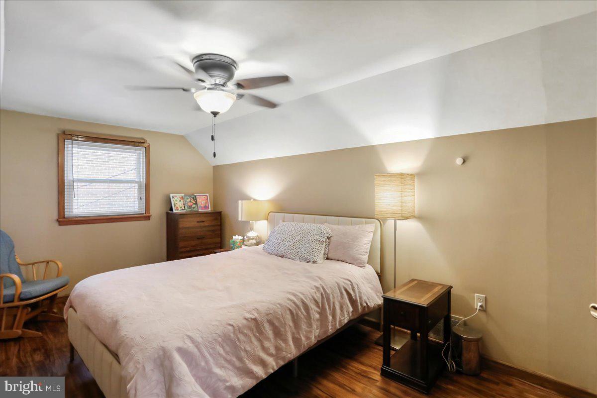 WEST SIDE - Residential