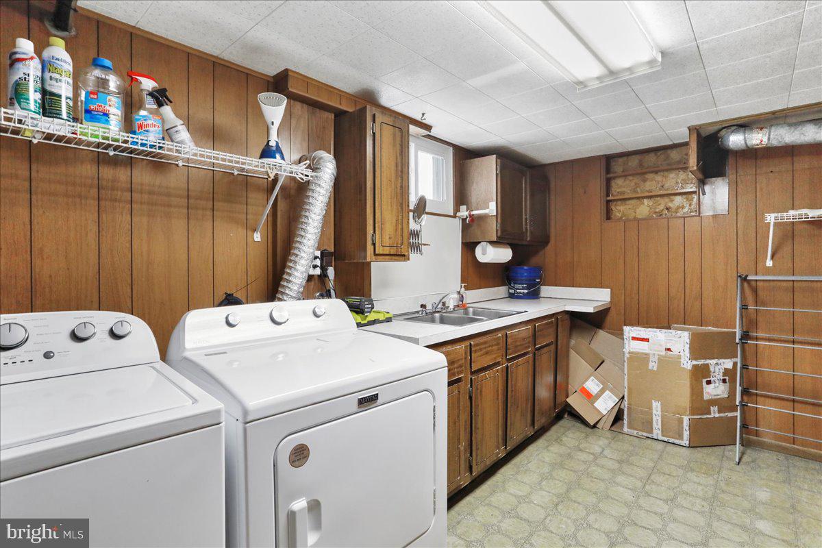 WEST SIDE - Residential