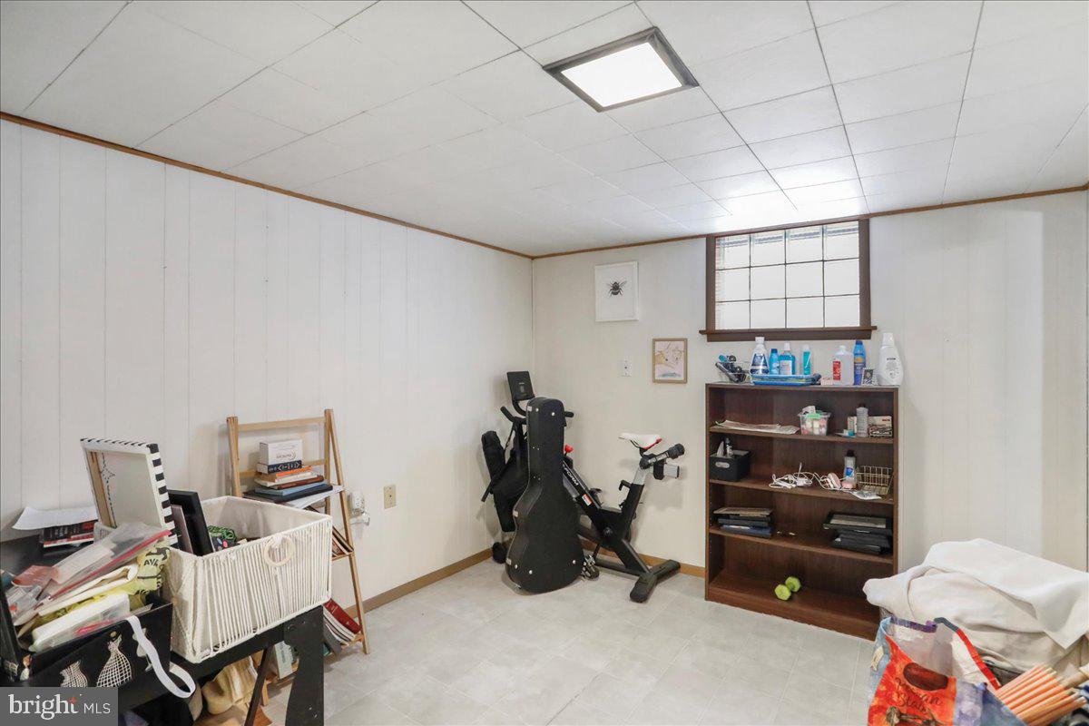 WEST SIDE - Residential