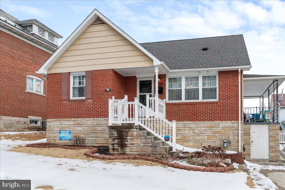 WEST SIDE - Residential