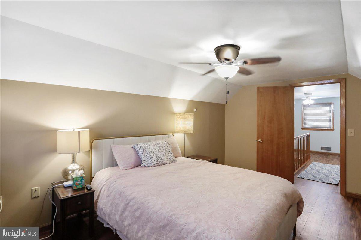 WEST SIDE - Residential