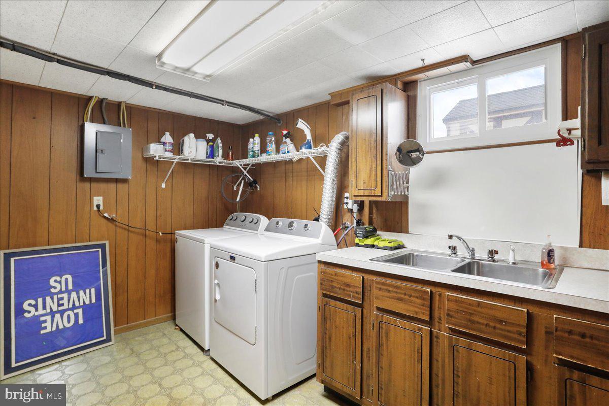 WEST SIDE - Residential