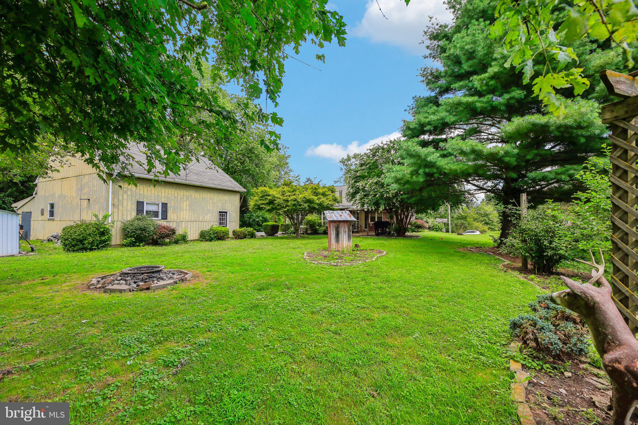 LITTLESTOWN - WHITE HALL - Residential