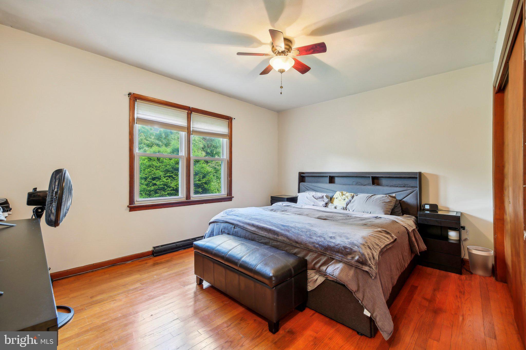 LITTLESTOWN - WHITE HALL - Residential